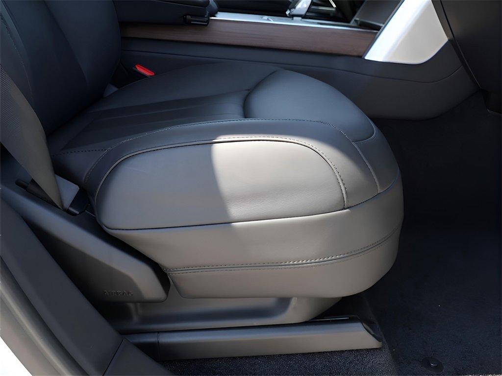 Used 2024 Land Rover Range Rover SE image 20