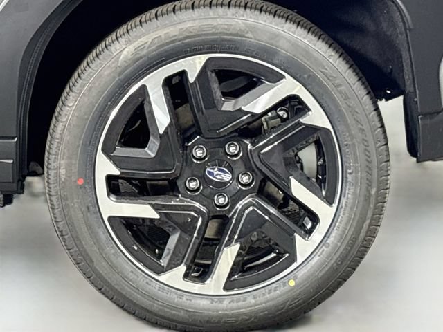 New 2026 Subaru Forester Premium AWD/4WD image 31