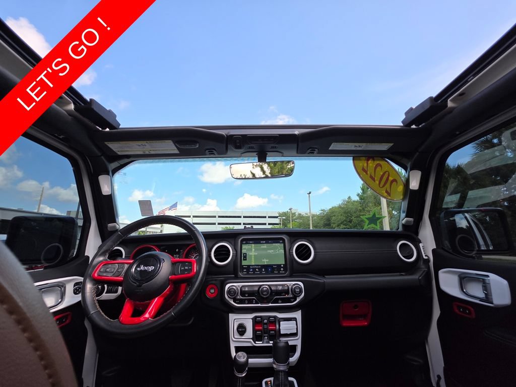 Used 2022 Jeep Wrangler Unlimited Sahara AWD/4WD image 4