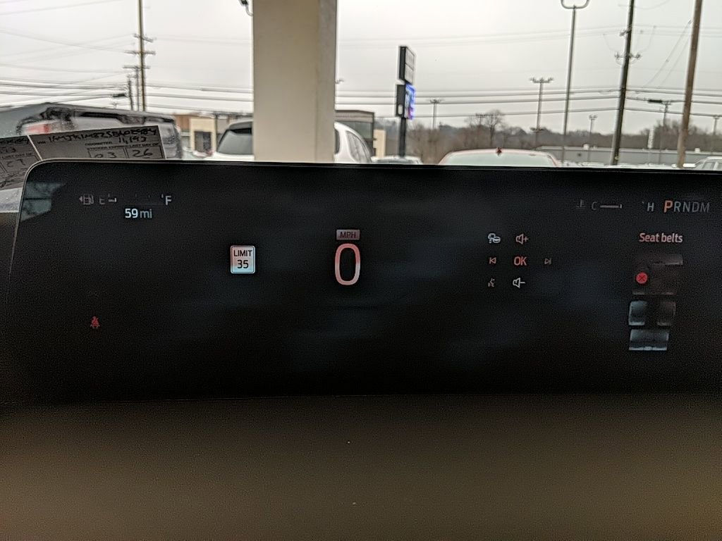 Certified 2025 Ford Expedition Max Platinum image 32