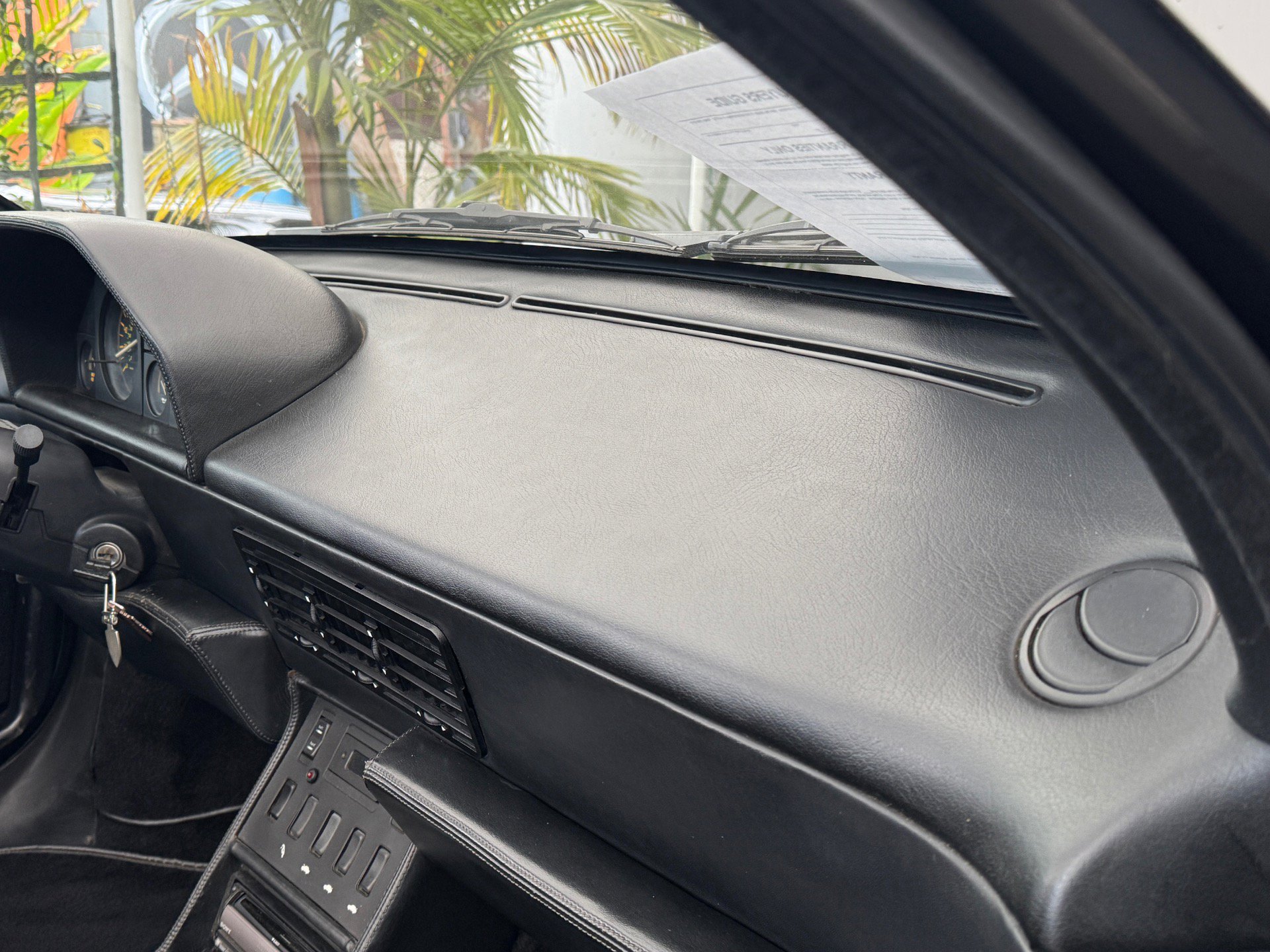 Used 1990 Ferrari Mondial T Cabriolet RWD image 18