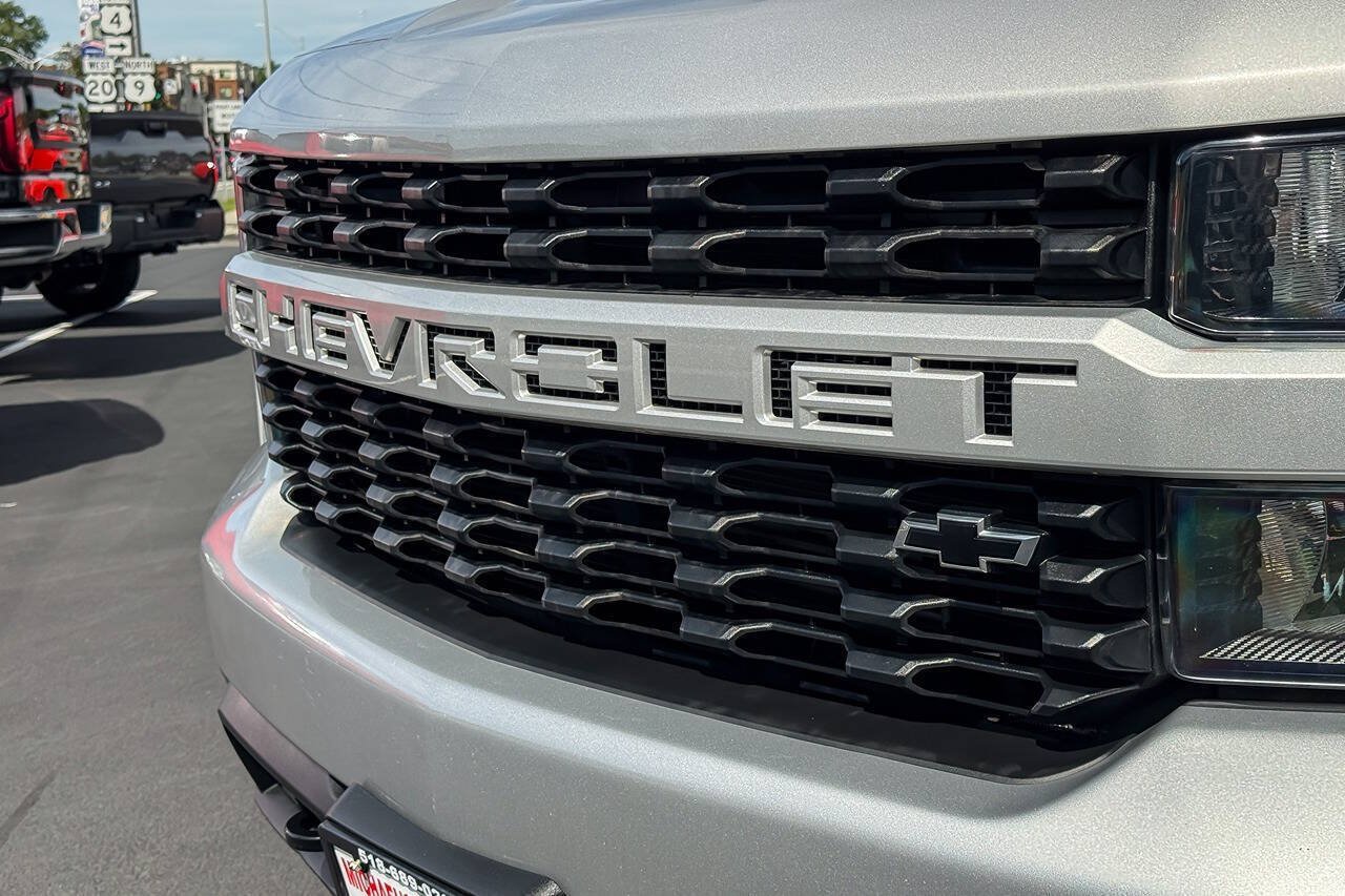 Used 2022 Chevrolet Silverado 1500 Custom AWD/4WD image 10
