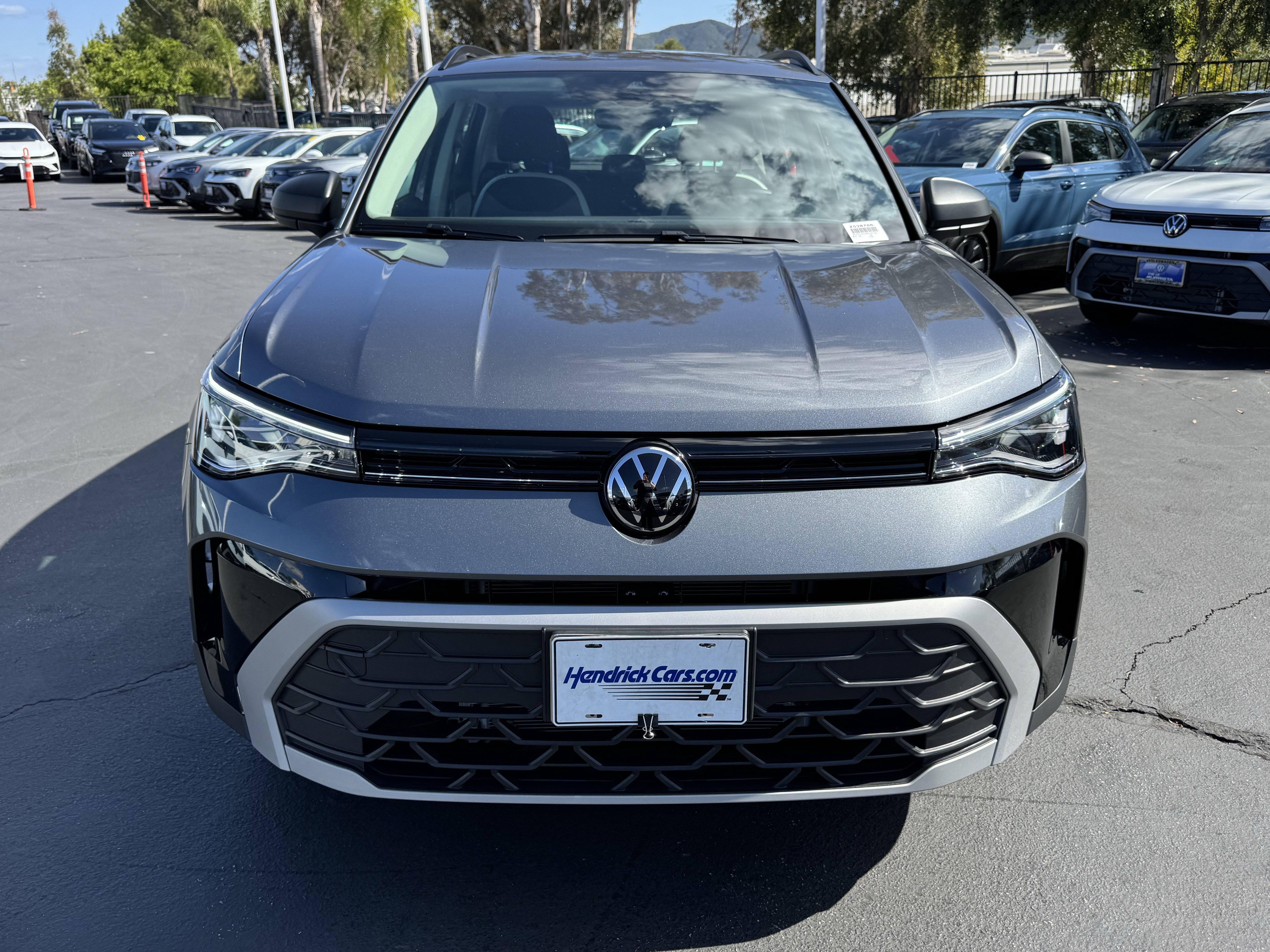Used 2025 Volkswagen Taos S FWD image 3