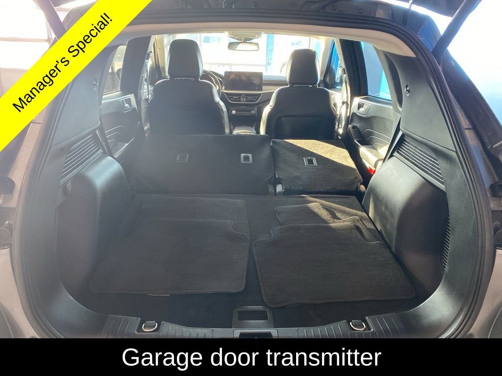 Used 2023 Ford Escape Platinum image 21