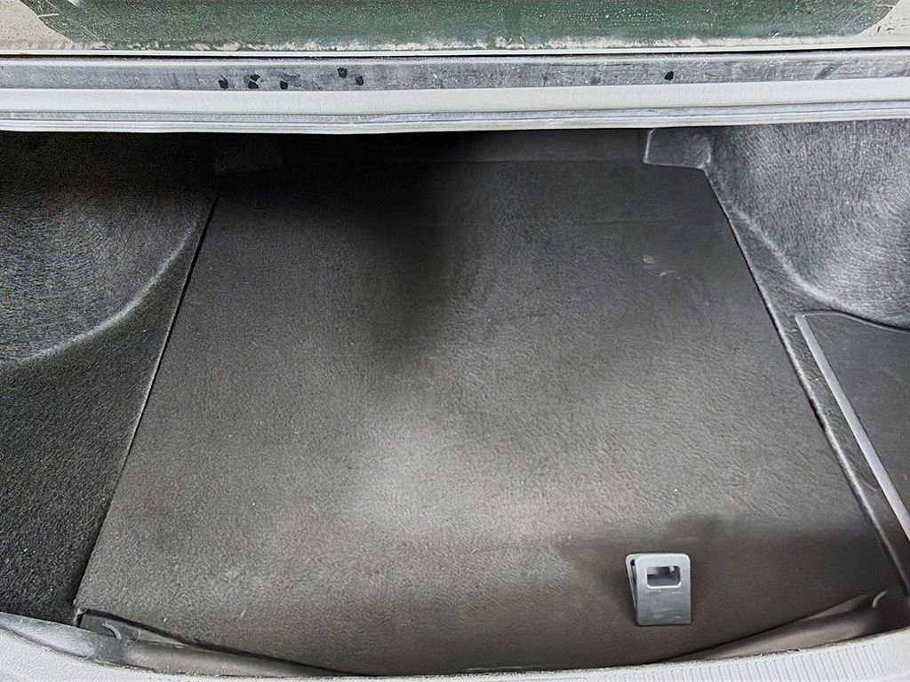 Used 2025 Toyota Camry LE image 13