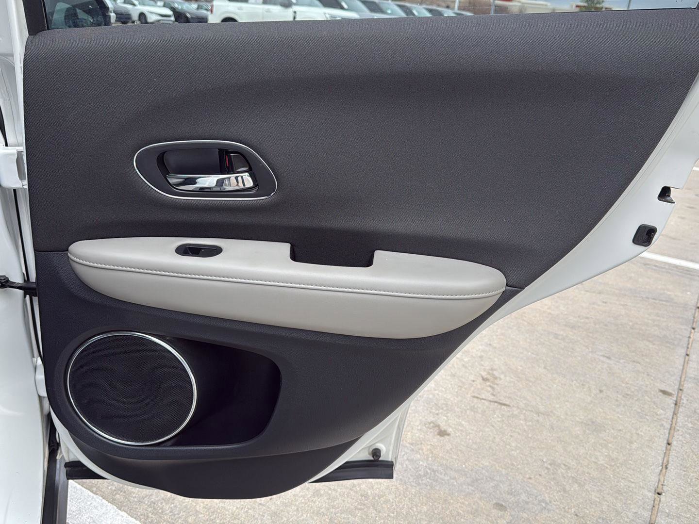 Used 2020 Honda HR-V EX image 34