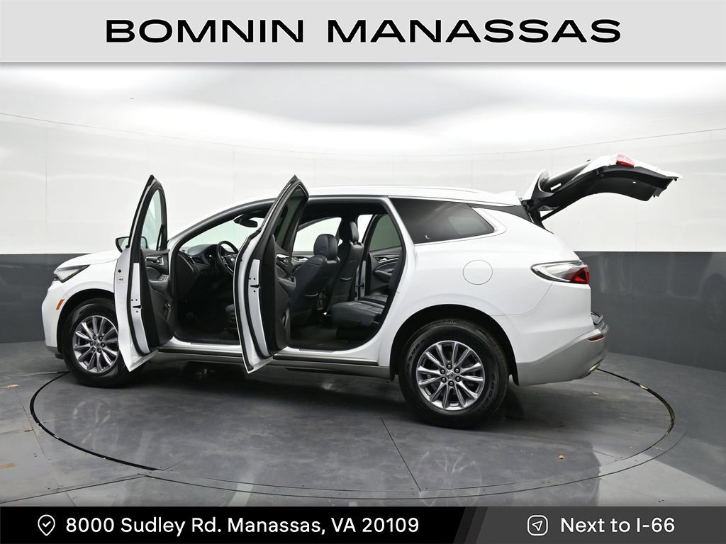 Used 2023 Buick Enclave Essence FWD image 41