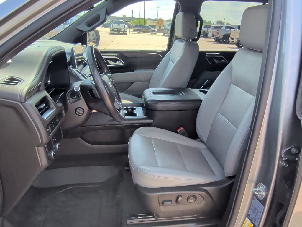 Used 2022 Chevrolet Tahoe LT w/ Luxury Package RWD image 13