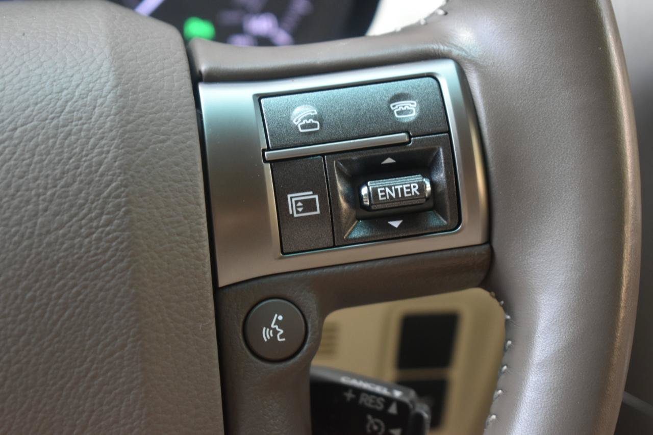 Used 2014 Lexus GX 460 w/ Premium Package AWD/4WD image 12