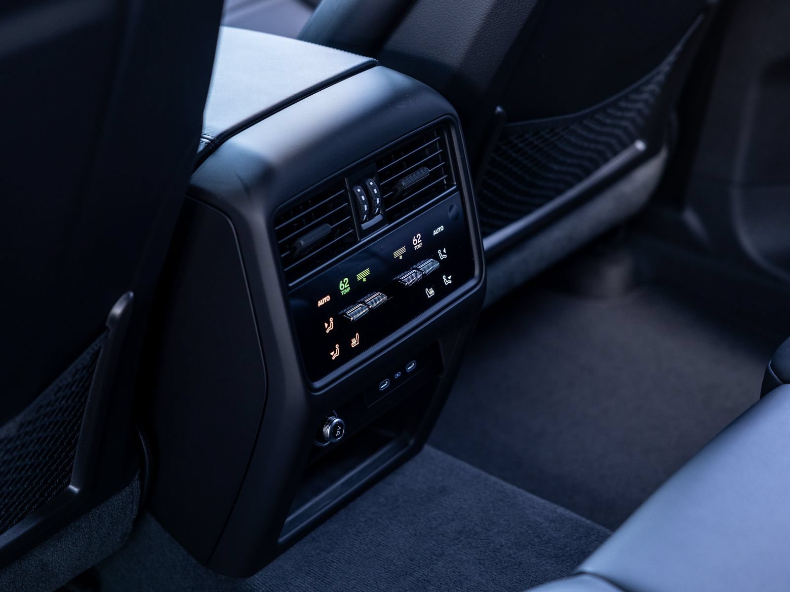 New 2026 Porsche Cayenne AWD/4WD image 33