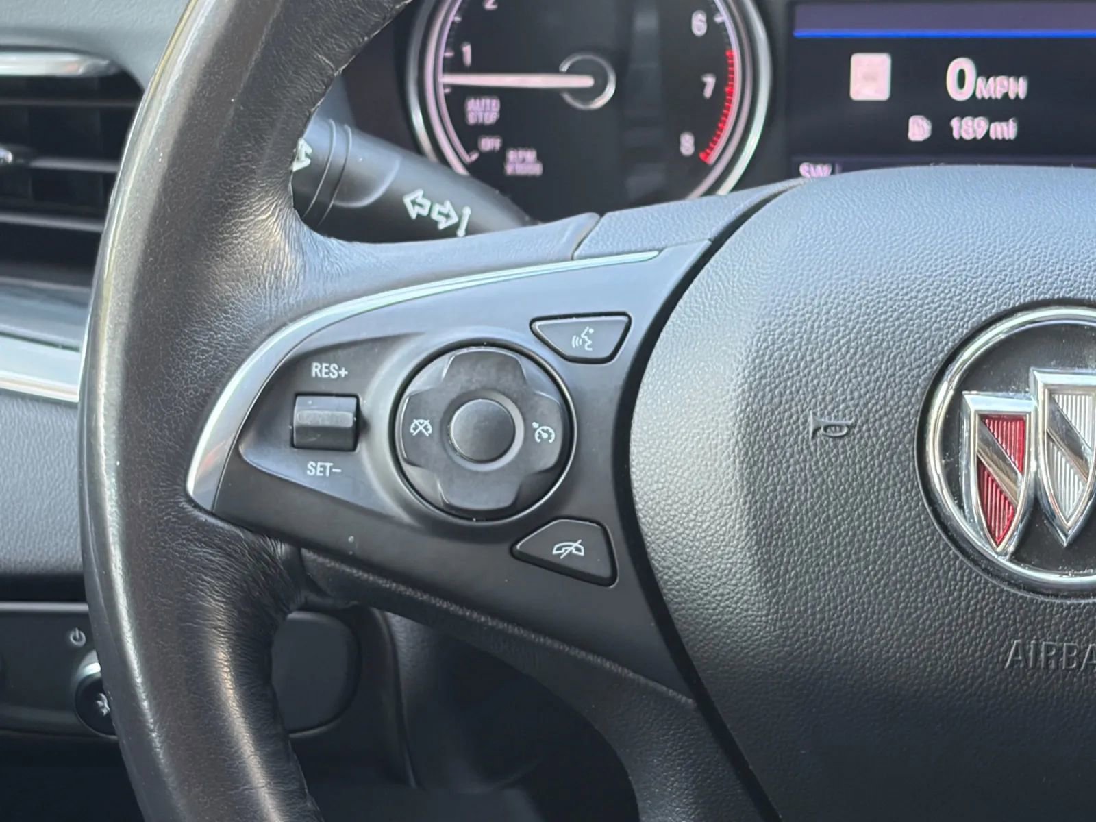 Used 2021 Buick Enclave Essence w/ Sound and Sites Package AWD/4WD image 32