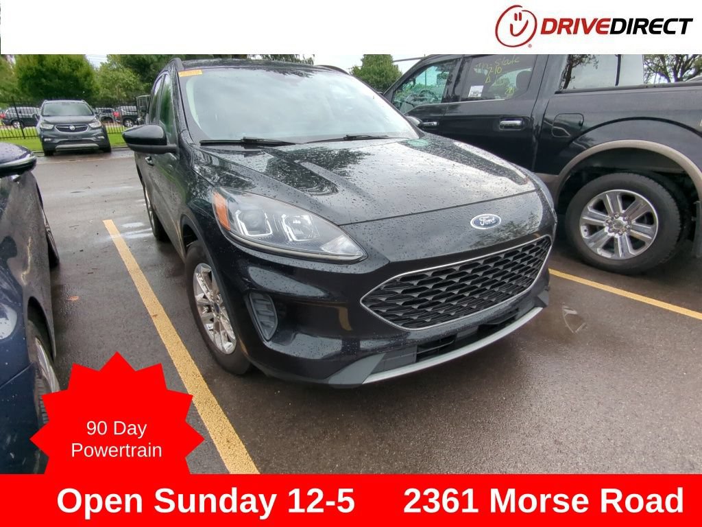 Used 2020 Ford Escape SE FWD image 1