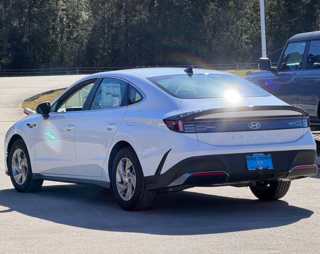New 2026 Hyundai Sonata SE FWD image 11