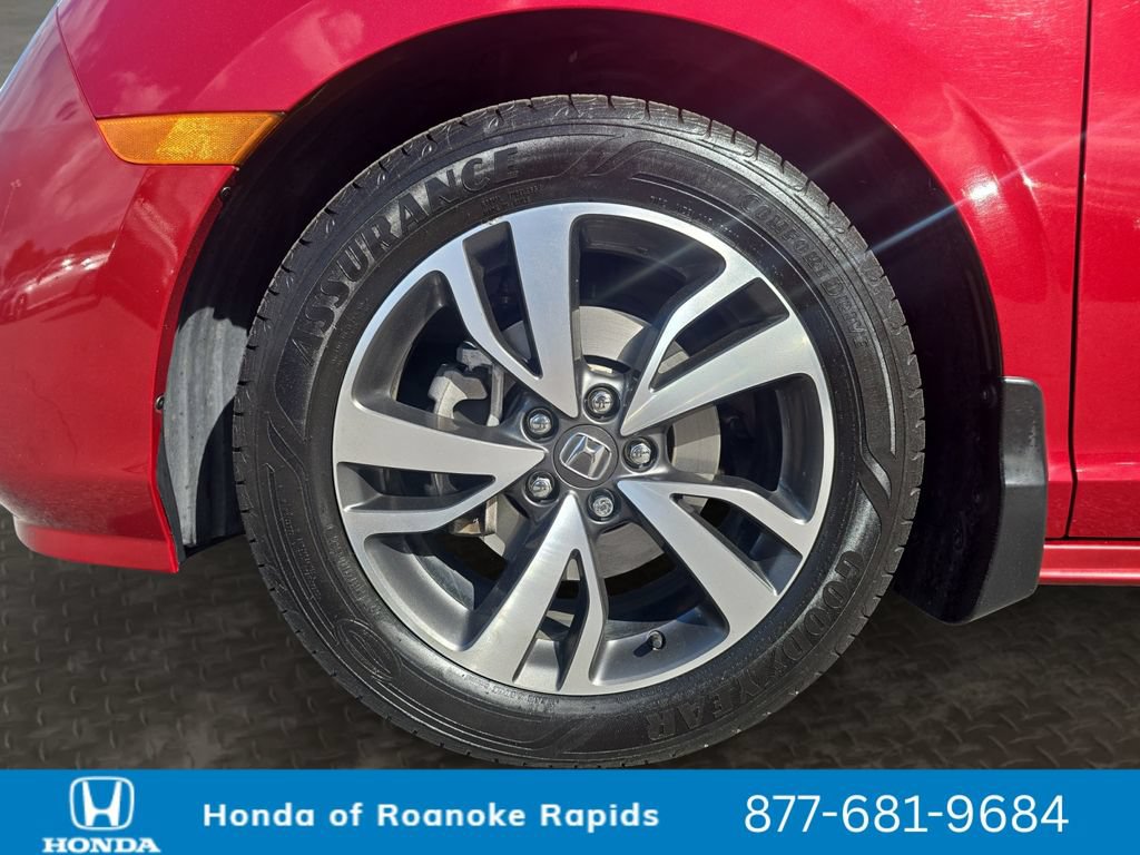 Used 2023 Honda Odyssey Touring image 9