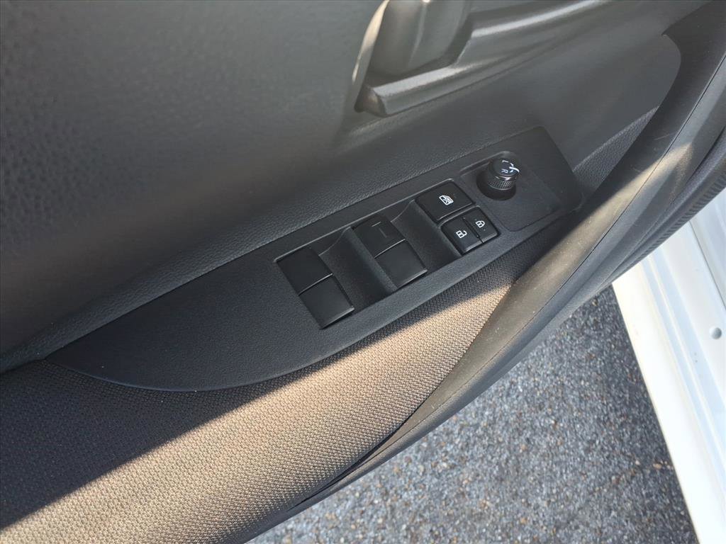 Used 2025 Toyota Corolla LE image 8