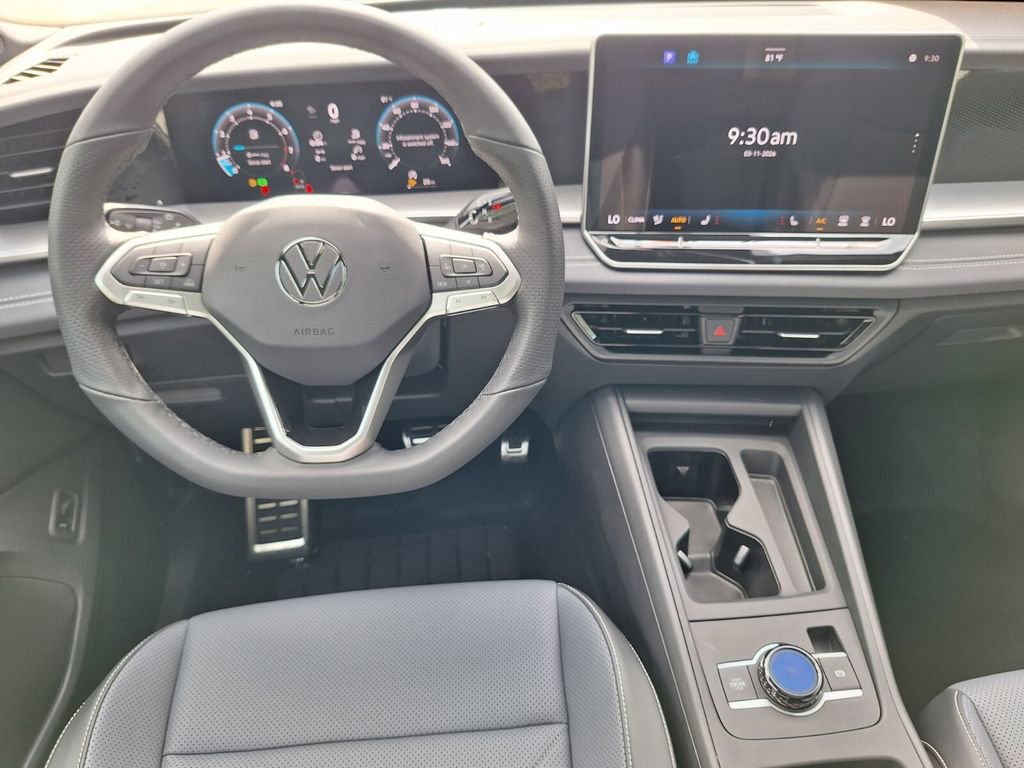 New 2026 Volkswagen Tiguan SE R-Line image 21