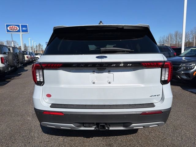New 2026 Ford Explorer Active w/ Active Comfort Package image 4
