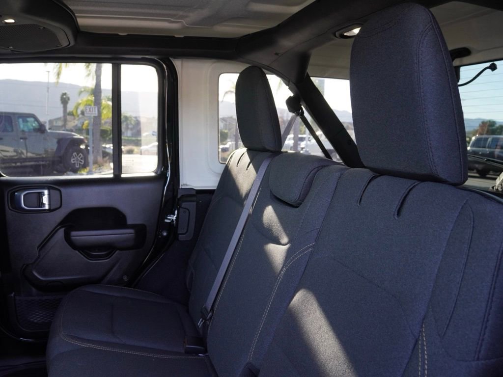 Used 2024 Jeep Wrangler Willys image 21