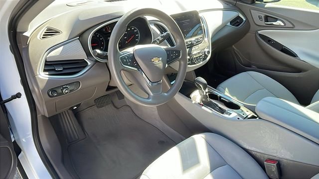 Used 2023 Chevrolet Malibu LT image 10