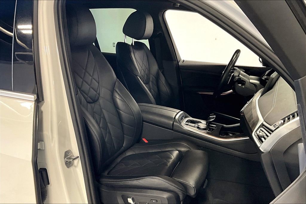 Used 2023 BMW X5 sDrive40i w/ Premium Package image 10
