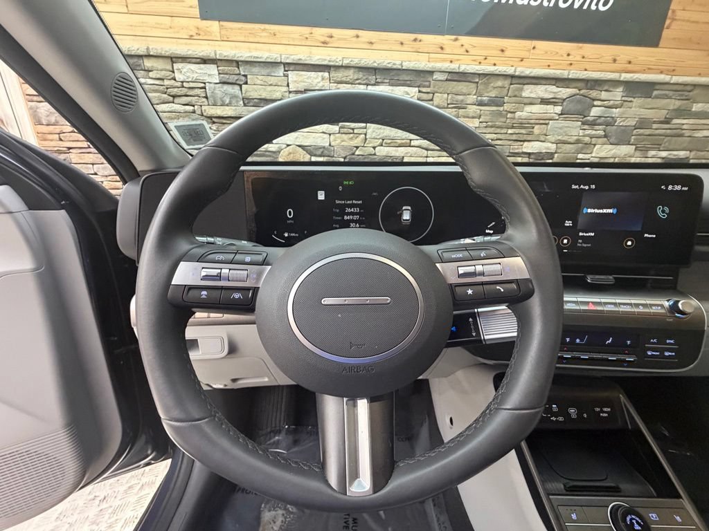 Used 2024 Hyundai Kona SEL w/ Convenience Package AWD/4WD image 18
