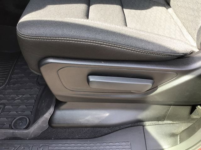 Used 2025 RAM 1500 Big Horn AWD/4WD image 24