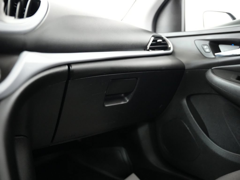 Used 2018 Chevrolet Volt LT FWD image 47