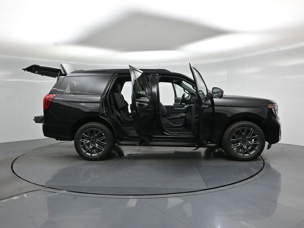 New 2026 Ford Expedition Platinum AWD/4WD image 4