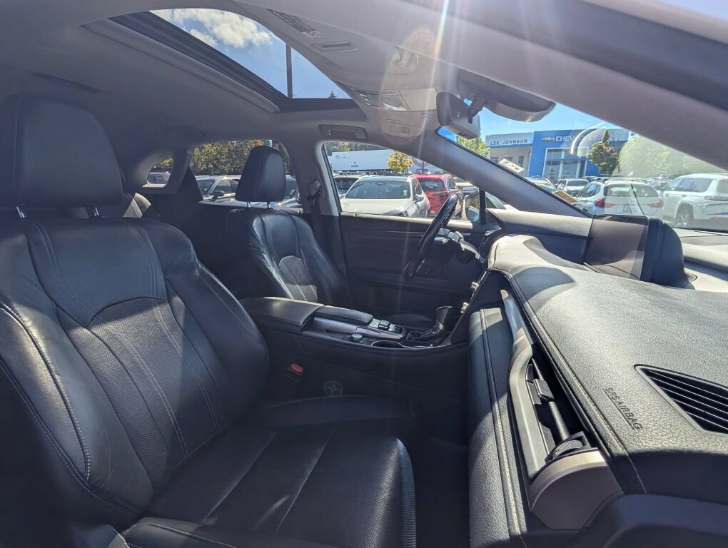 Used 2017 Lexus RX 450h AWD w/ Cold Weather Package image 34