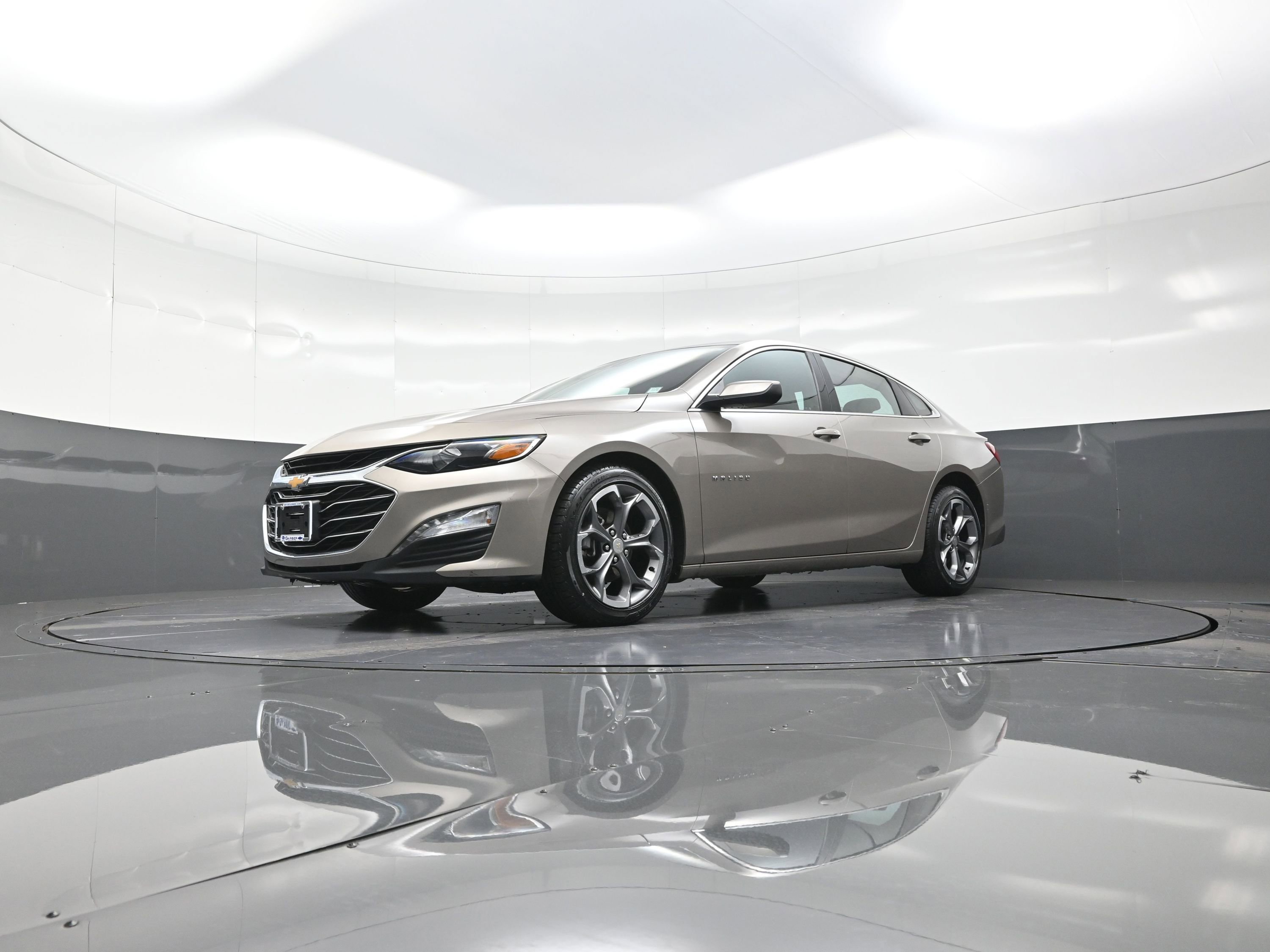 Used 2024 Chevrolet Malibu LT image 11