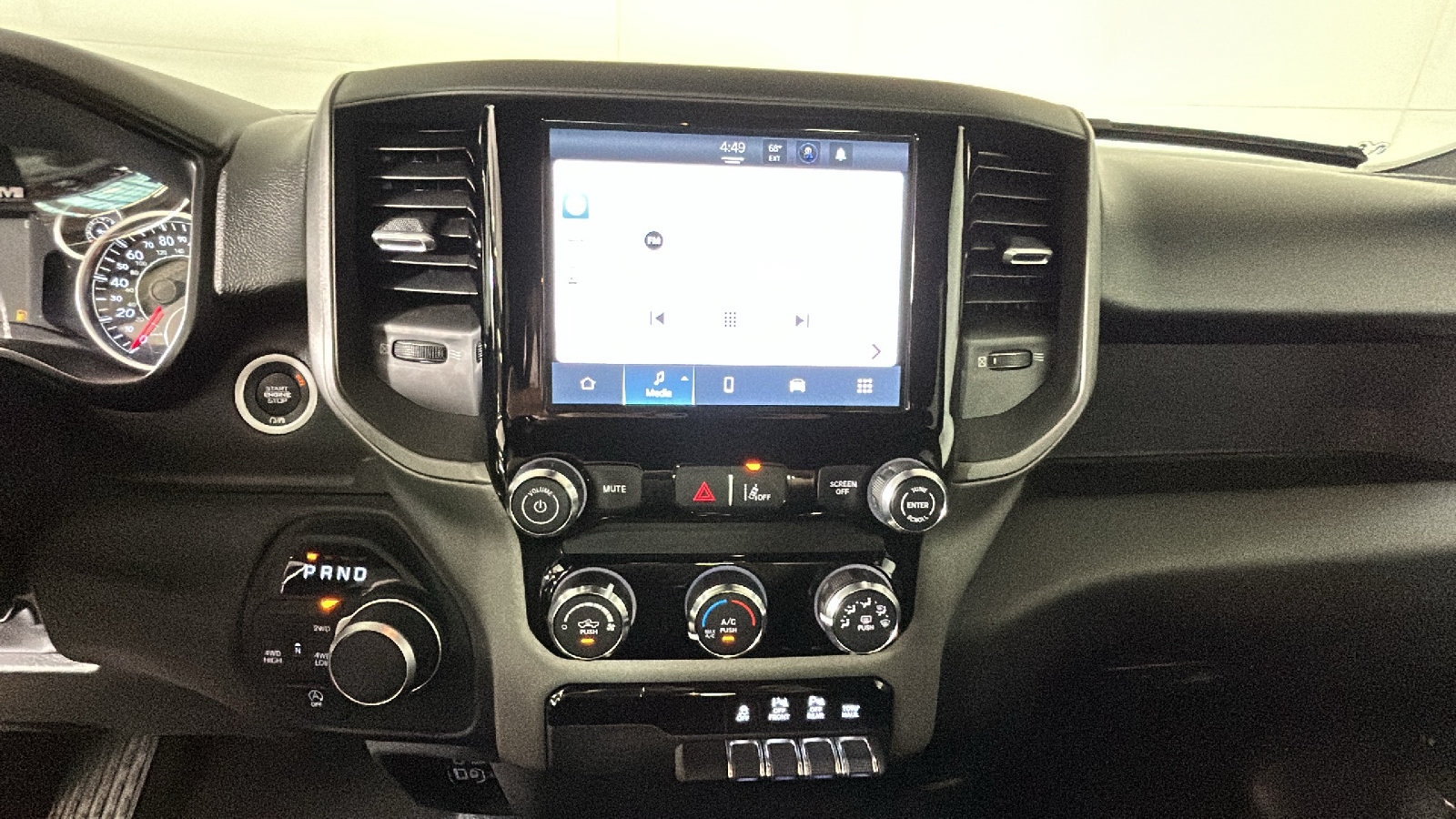 Used 2025 RAM 1500 Tradesman w/ Night Edition AWD/4WD image 28