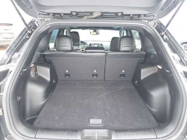 Used 2021 Jeep Cherokee Latitude Lux 80th Anniv w/ Quick Order Package 26U 80TH image 10