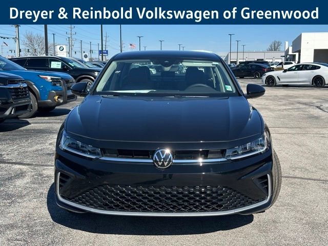 New 2026 Volkswagen Jetta SE image 2