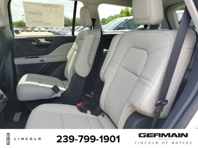 New 2026 Lincoln Aviator 2WD image 19
