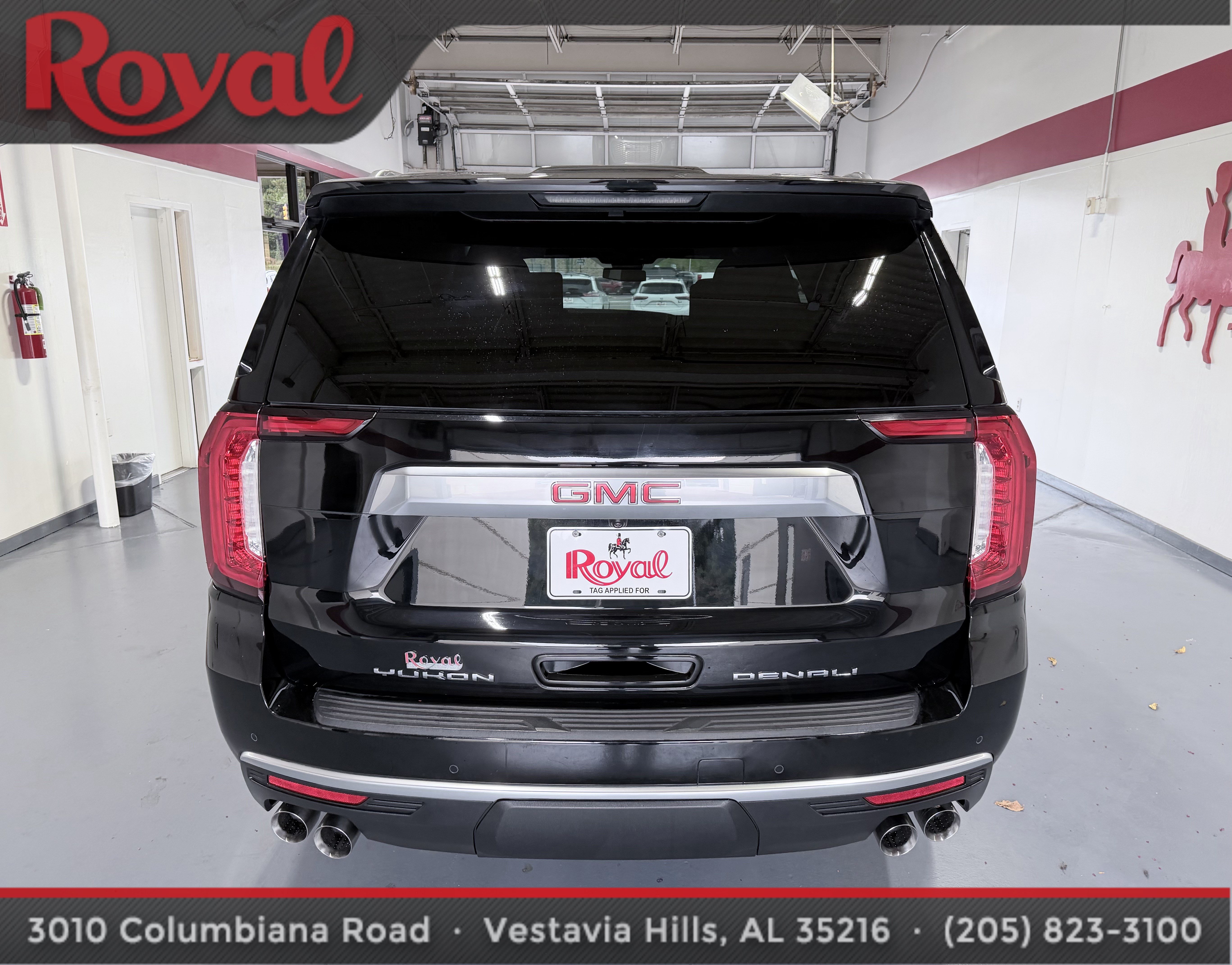 Used 2024 GMC Yukon XL Denali w/ LPO, Floor Liner Package RWD image 5