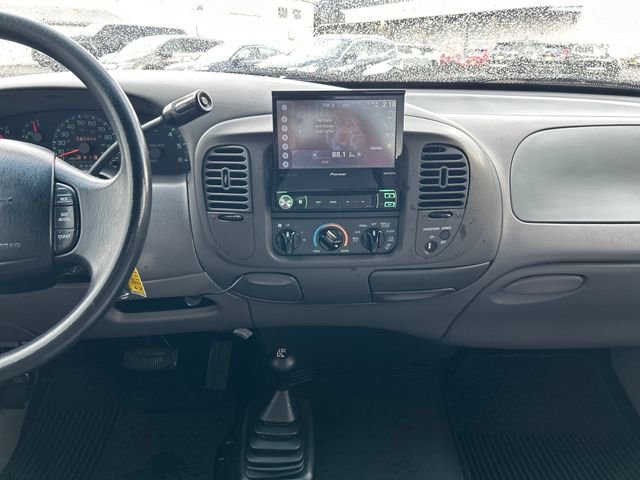 Used 1998 Ford F150 XLT image 22