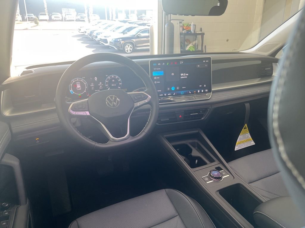 New 2026 Volkswagen Tiguan SE AWD/4WD image 12