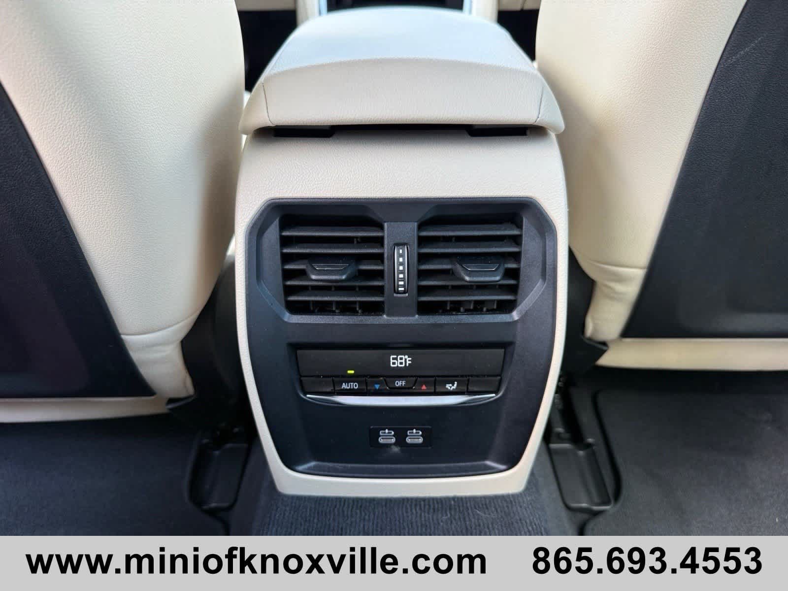 Used 2025 BMW i4 eDrive40 w/ Parking Assistance Package RWD image 15