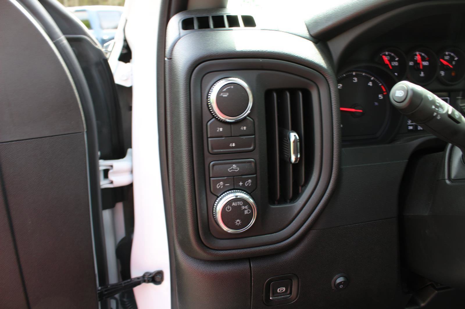 New 2026 GMC Sierra 3500 Pro w/ Convenience Package image 20