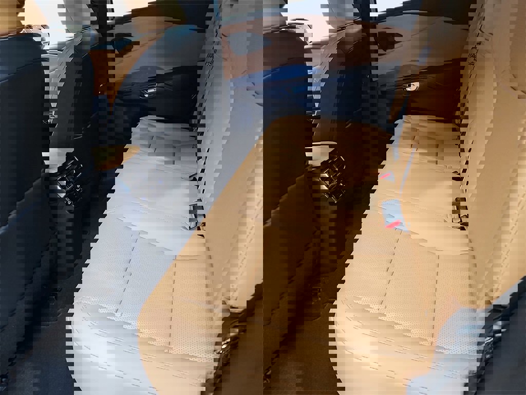 New 2026 Lexus RX 350 image 17