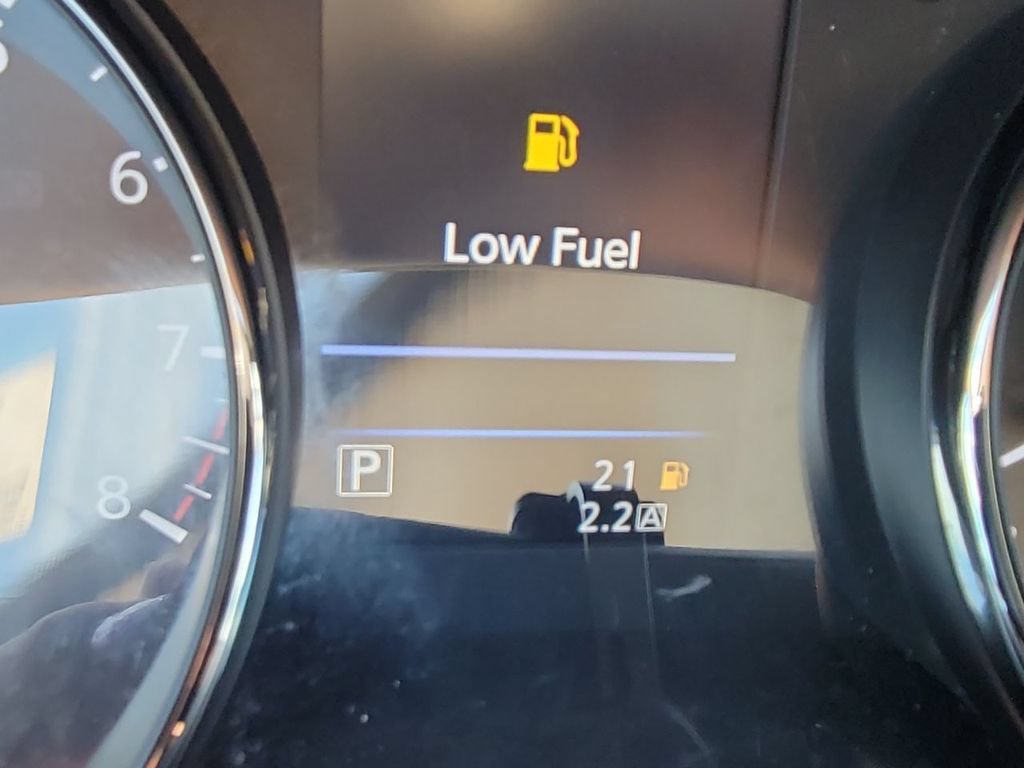 Used 2022 Nissan Rogue Sport SV FWD image 12