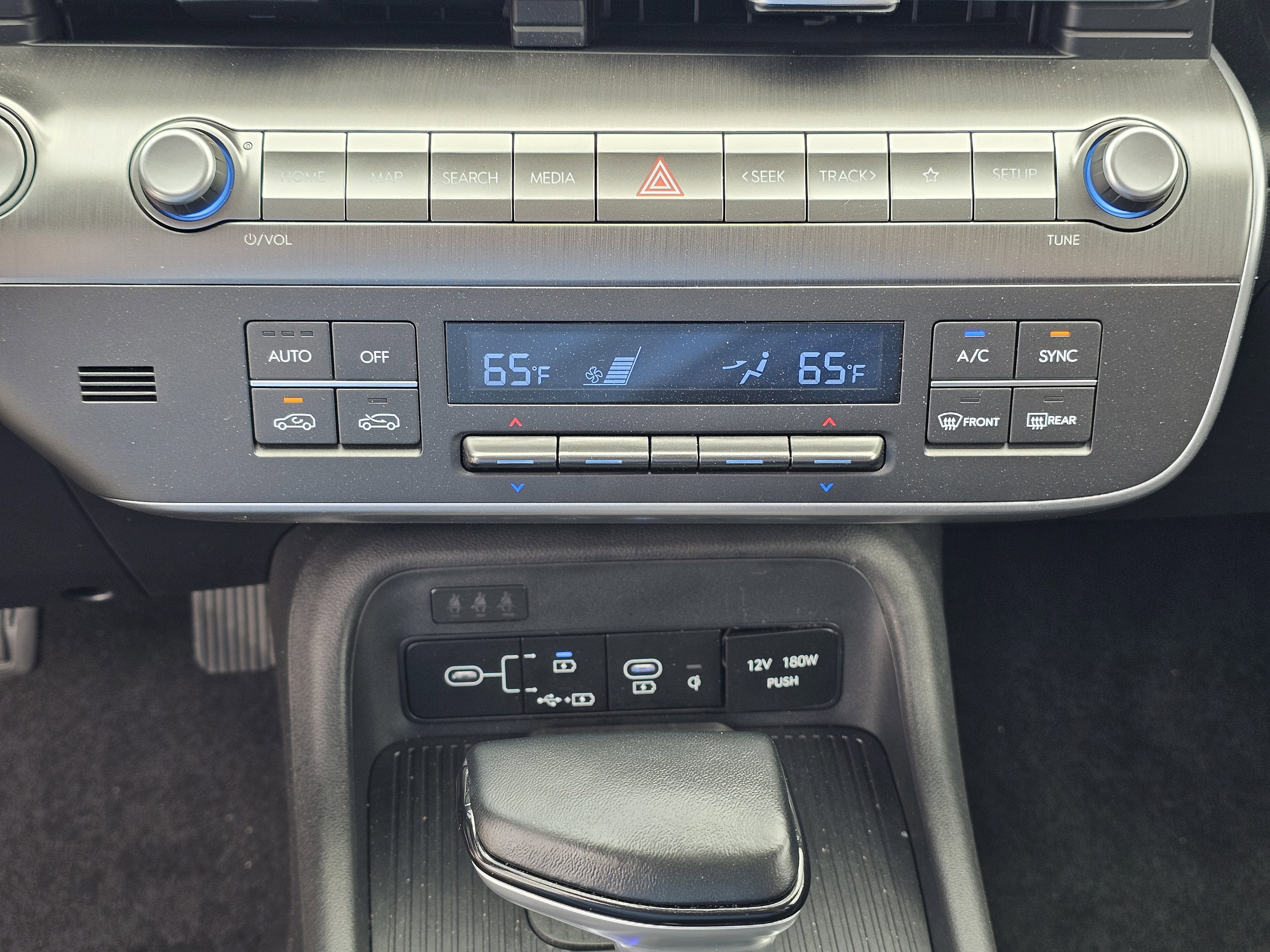 Used 2026 Hyundai Kona SEL Sport FWD image 28