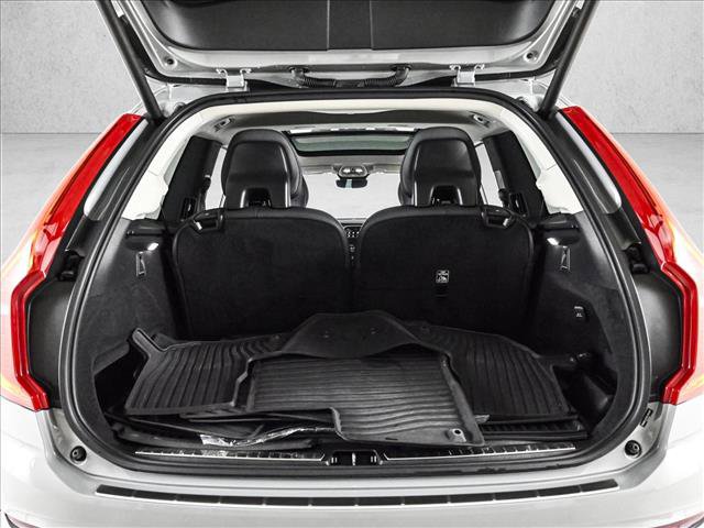 Used 2025 Volvo XC90 B6 Plus w/ Protection Package Premier image 6