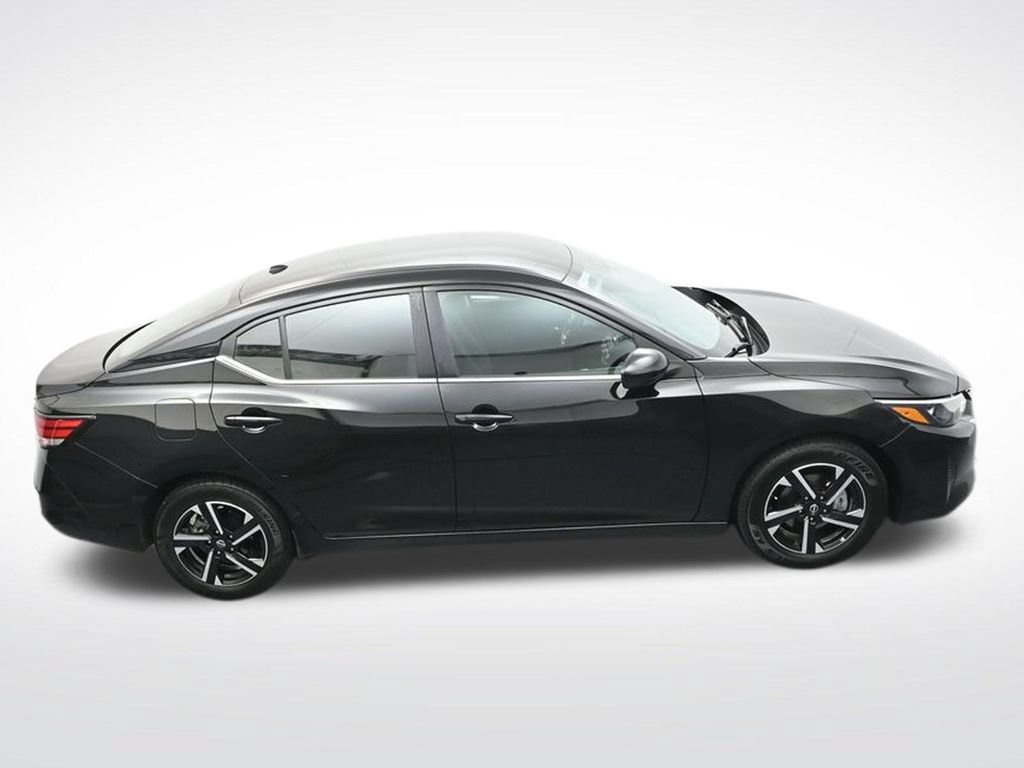 Used 2024 Nissan Sentra SV FWD image 30