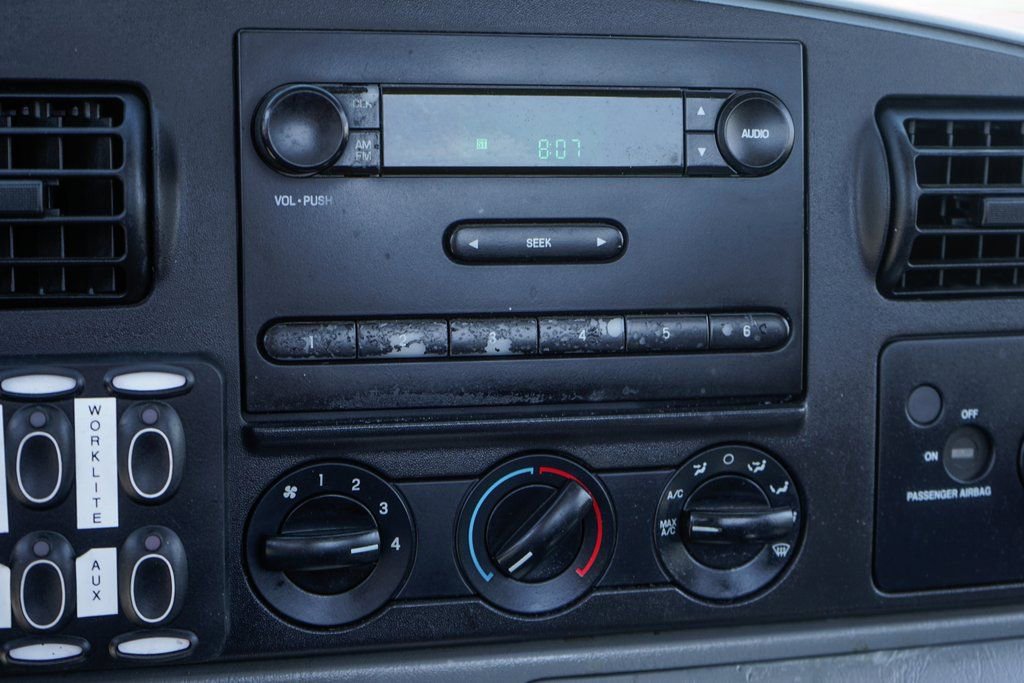 Used 2006 Ford F450 XL image 32