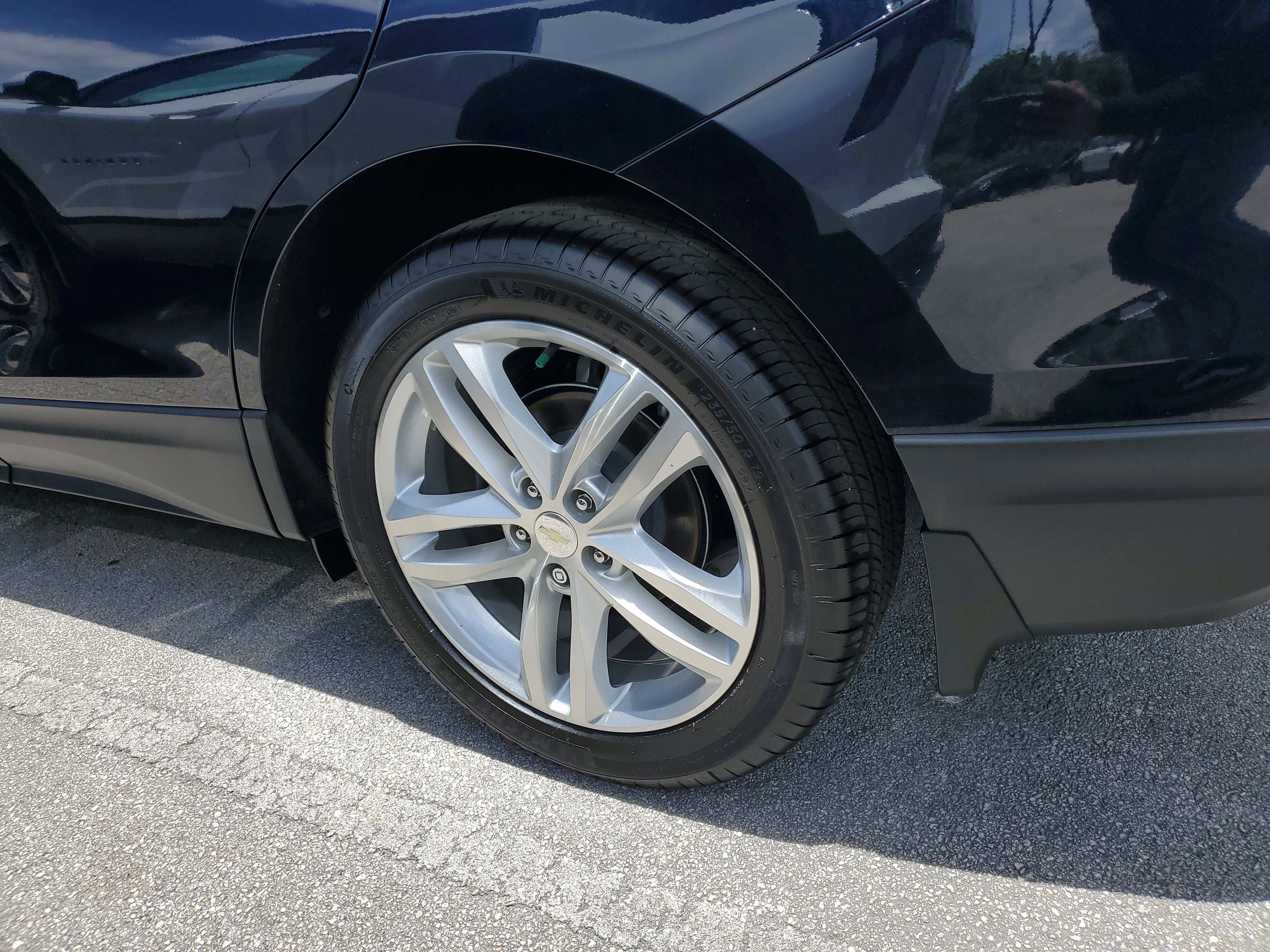 Used 2021 Chevrolet Equinox Premier image 7