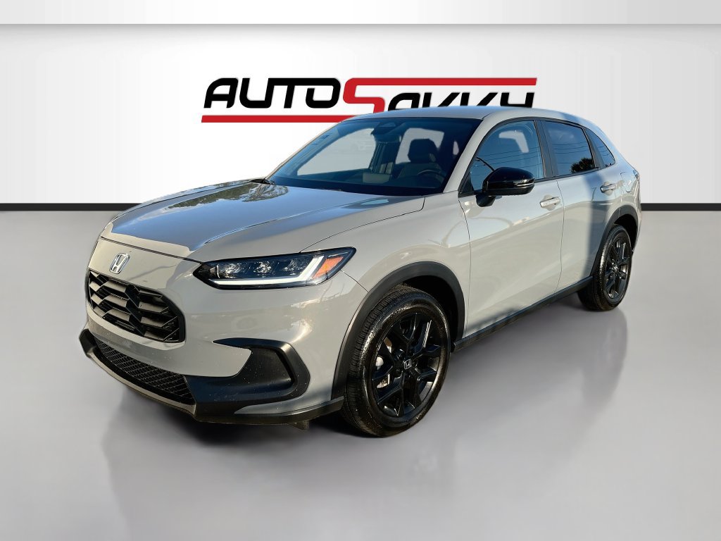 Used 2025 Honda HR-V Sport image 3