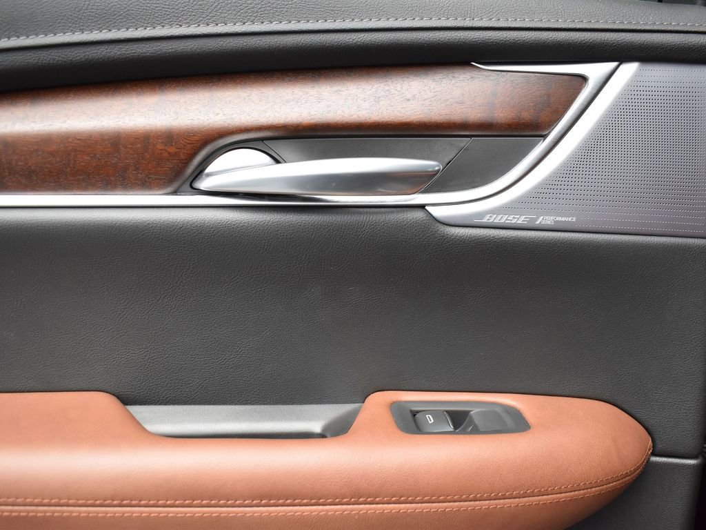 Certified 2024 Cadillac XT5 Premium Luxury w/ LPO, Floor Liner Package image 25