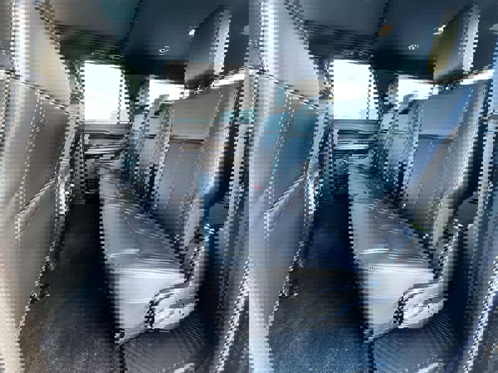 Used 2021 Ford Expedition Max XLT image 19