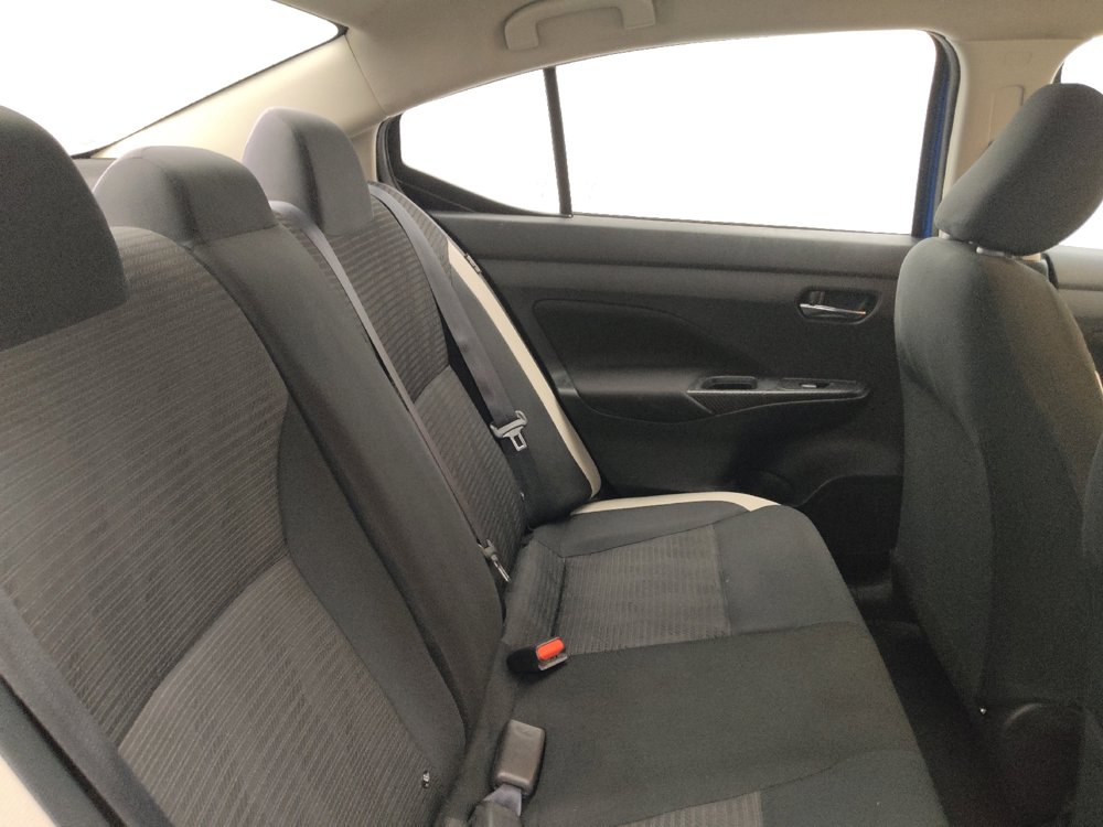 Used 2021 Nissan Versa SV FWD image 19